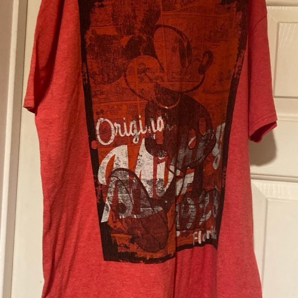 Red Mickey Mouse T-Shirt - Miss Size: Medium